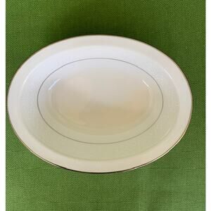 Noritake "MARSEILLE" 10" Oval Vegetable Bowl White on Cream Platinum Silver Trim